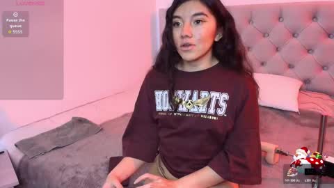 Lili  online show from 12-16-25, 01:27