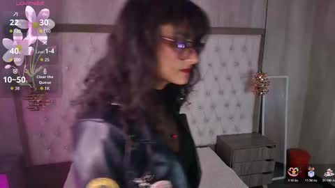 Snapshot of lili_clan chatting on 10-24-25, 03:19 lili_clan online show from 10-24-25, 03:19