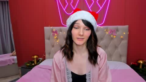Snapshot of lili_flowerr chatting on 12-16-24, 04:55 Lilli follow me kiss online show from 12-16-24, 04:55
