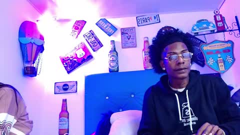 lili_roussi online show from 10-12-25, 12:31