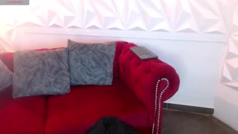 liliana online show from 03-18-26, 12:25