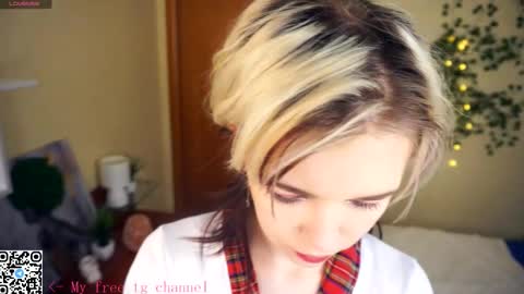 Lilian online show from 11-13-25, 06:45