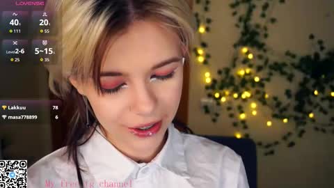 Lilian online show from 11-25-25, 07:08