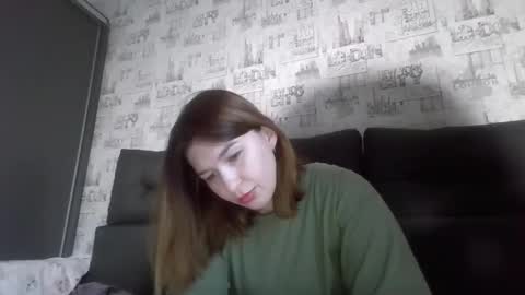 liliawoolf online show from 10-22-25, 06:02