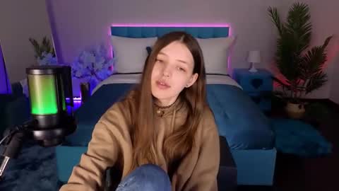 Lili Bakery online show from 02-24-26, 02:42