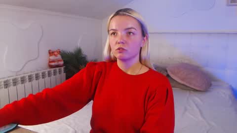 Lilie online show from 03-12-25, 04:46