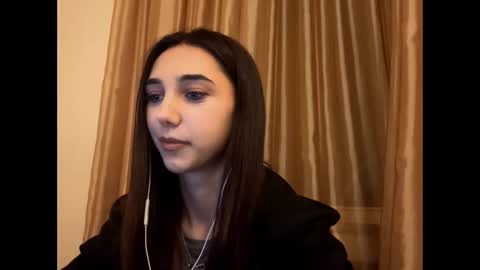 Lina online show from 09-21-25, 11:06