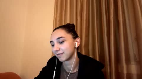 Lina online show from 10-06-25, 10:07