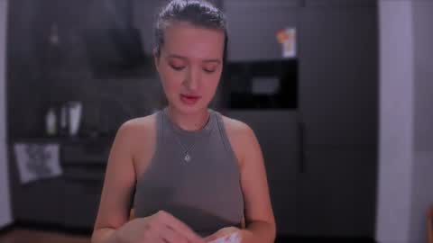 Snapshot of lililaluna chatting on 12-28-24, 09:40 ... online show from 12-28-24, 09:40