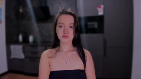 Snapshot of lililaluna chatting on 02-14-25, 07:02 ... online show from 02-14-25, 07:02