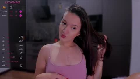 Snapshot of lililaluna chatting on 11-01-25, 05:59 ... online show from 11-01-25, 05:59