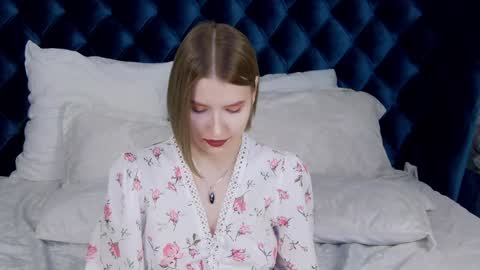 LiliLinn online show from 01-27-25, 11:11