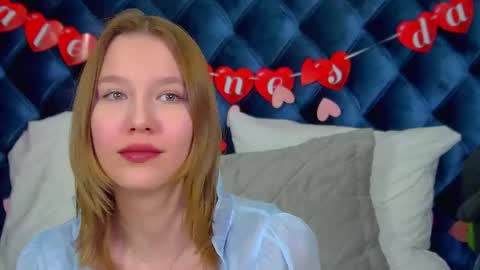 LiliLinn online show from 02-12-26, 06:08