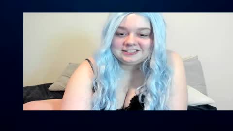 Snapshot of lilimariexx chatting on 10-25-25, 05:15 Lili Marie online show from 10-25-25, 05:15