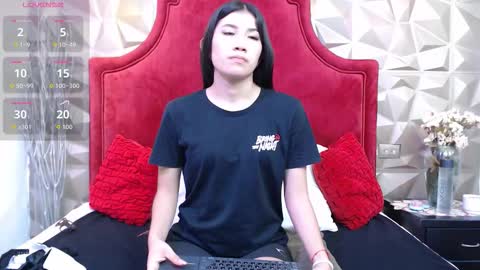 Lilia online show from 11-27-25, 12:07