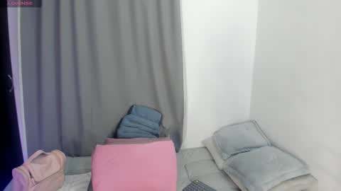 Snapshot of lilirouse chatting on 10-16-25, 09:54 lilirouse online show from 10-16-25, 09:54