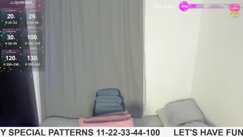 Snapshot of lilirouse chatting on 10-17-25, 09:34 lilirouse online show from 10-17-25, 09:34