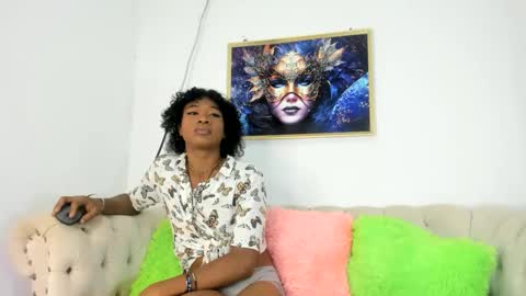 Snapshot of lilit2005_ chatting on 02-17-25, 06:37 lilit2005_ online show from 02-17-25, 06:37