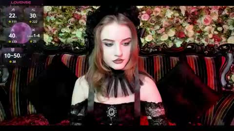 lilit_el_ online show from 11-27-25, 07:43