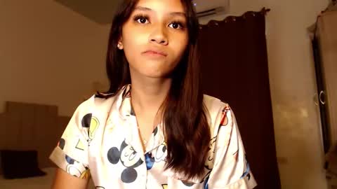 Snapshot of lilit_sensual chatting on 10-06-25, 05:16 Chloe online show from 10-06-25, 05:16