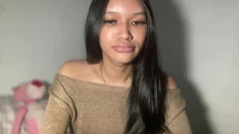 Snapshot of lilit_sensual chatting on 07-06-26, 08:22 Chloe online show from 07-06-26, 08:22