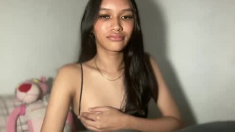 Snapshot of lilit_sensual chatting on 07-07-26, 04:11 Chloe online show from 07-07-26, 04:11