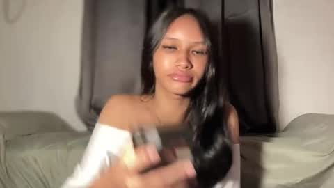 Snapshot of lilit_sensual chatting on 08-03-26, 07:39 Chloe online show from 08-03-26, 07:39