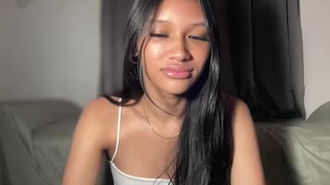 Snapshot of lilit_sensual chatting on 08-04-26, 05:37 Chloe online show from 08-04-26, 05:37