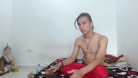 Snapshot of lilith_and_marcusblain chatting on 03-11-25, 02:29 Lili  Marcus online show from 03-11-25, 02:29