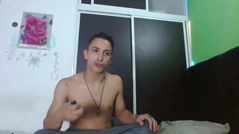 Snapshot of lilith_and_marcusblain chatting on 09-22-25, 10:23 Lili  Marcus online show from 09-22-25, 10:23