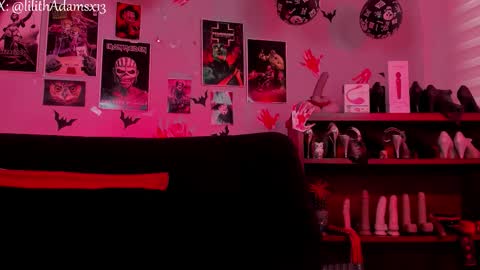 MISTRESS LILITH online show from 11-04-25, 01:54