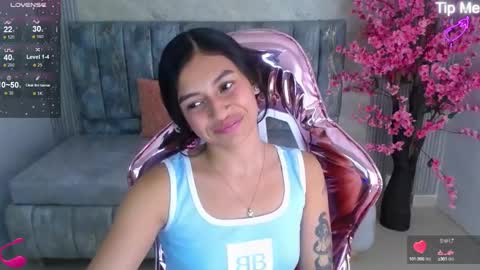 Snapshot of lilith_petit_sub chatting on 01-22-25, 03:51 Lilith  online show from 01-22-25, 03:51