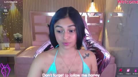 Snapshot of lilith_petit_sub chatting on 02-19-25, 02:23 Lilith  online show from 02-19-25, 02:23