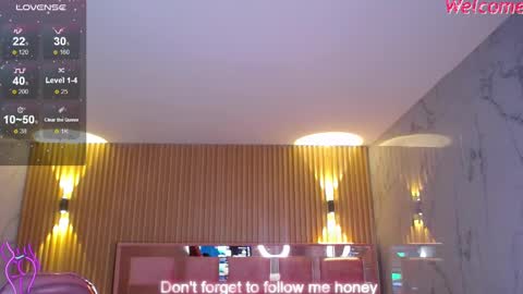 Snapshot of lilith_petit_sub chatting on 02-21-25, 04:26 Lilith  online show from 02-21-25, 04:26