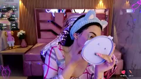 Snapshot of lilith_petit_sub chatting on 10-16-25, 03:51 Lilith  online show from 10-16-25, 03:51