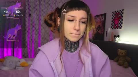 lilith_poison online show from 11-08-25, 07:01