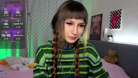 lilith_poison online show from 12-20-25, 06:15