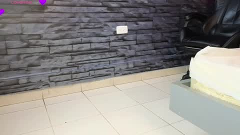 Snapshot of lilith_zen chatting on 02-17-25, 11:02 LILITH ZEN online show from 02-17-25, 11:02