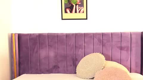 Lily online show from 02-14-25, 03:58