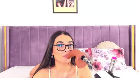 Lily online show from 02-26-25, 06:43