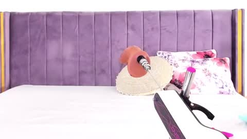 Lily online show from 03-06-25, 06:37