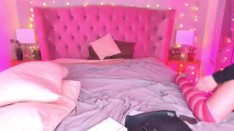 lilithiscute online show from 10-19-25, 10:32