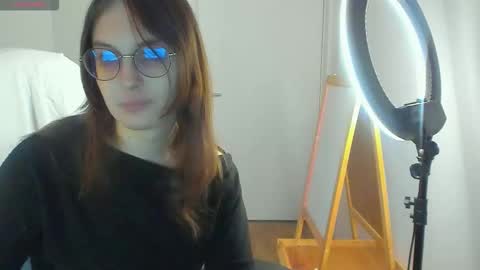 lilithiscute online show from 10-22-25, 03:12