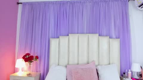 Lilith  online show from 01-18-25, 04:26