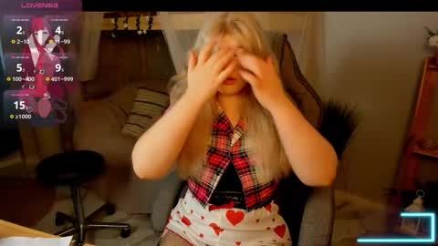 Snapshot of lilithnelson chatting on 11-10-25, 08:35 LilithNelson online show from 11-10-25, 08:35