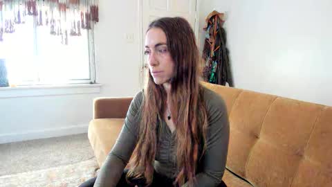 L online show from 11-10-25, 04:17