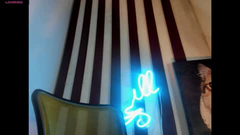 Snapshot of lilithsabeth chatting on 09-19-25, 02:35 lilithsabeth online show from 09-19-25, 02:35