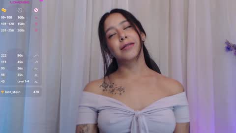 Snapshot of lilithwallkeer chatting on 02-06-25, 08:18 Maria online show from 02-06-25, 08:18