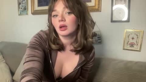 lilldaddysgirl online show from 11-25-25, 11:27