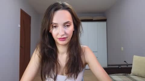 Lillian online show from 11-25-25, 07:19